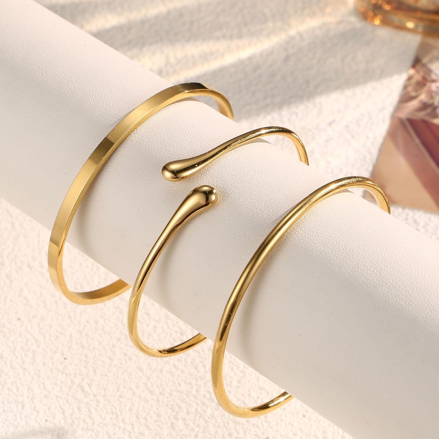 YADOCA Armreif Gold Armband Damen Gold Armband, 3PCS Armband Set,18K Gold Edelstahl Armkette Gold Damen Armbänder Damen Schmuck, Silber Armreif Dame, Valentinstag Für Sie Frauen